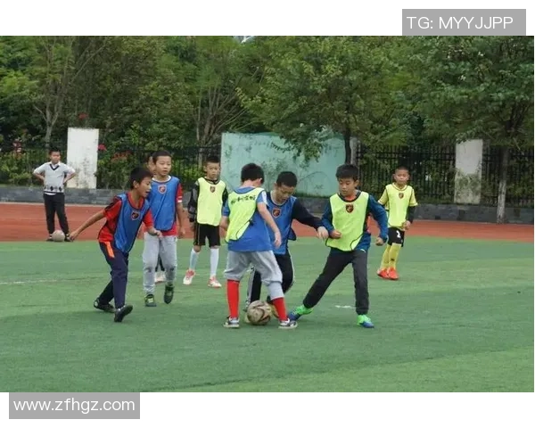 彭同心足球：传承热爱与梦想的绿茵之路探索与成长的故事